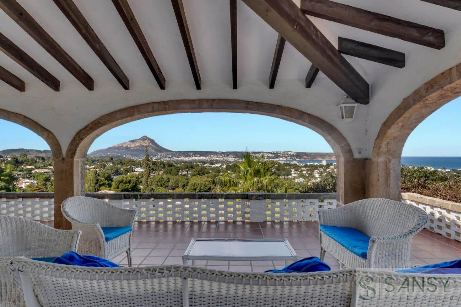 8 soveværelse Villa til salg i Javea / Xabia med swimmingpool - € 2.350.000 (Ref: 9796225)