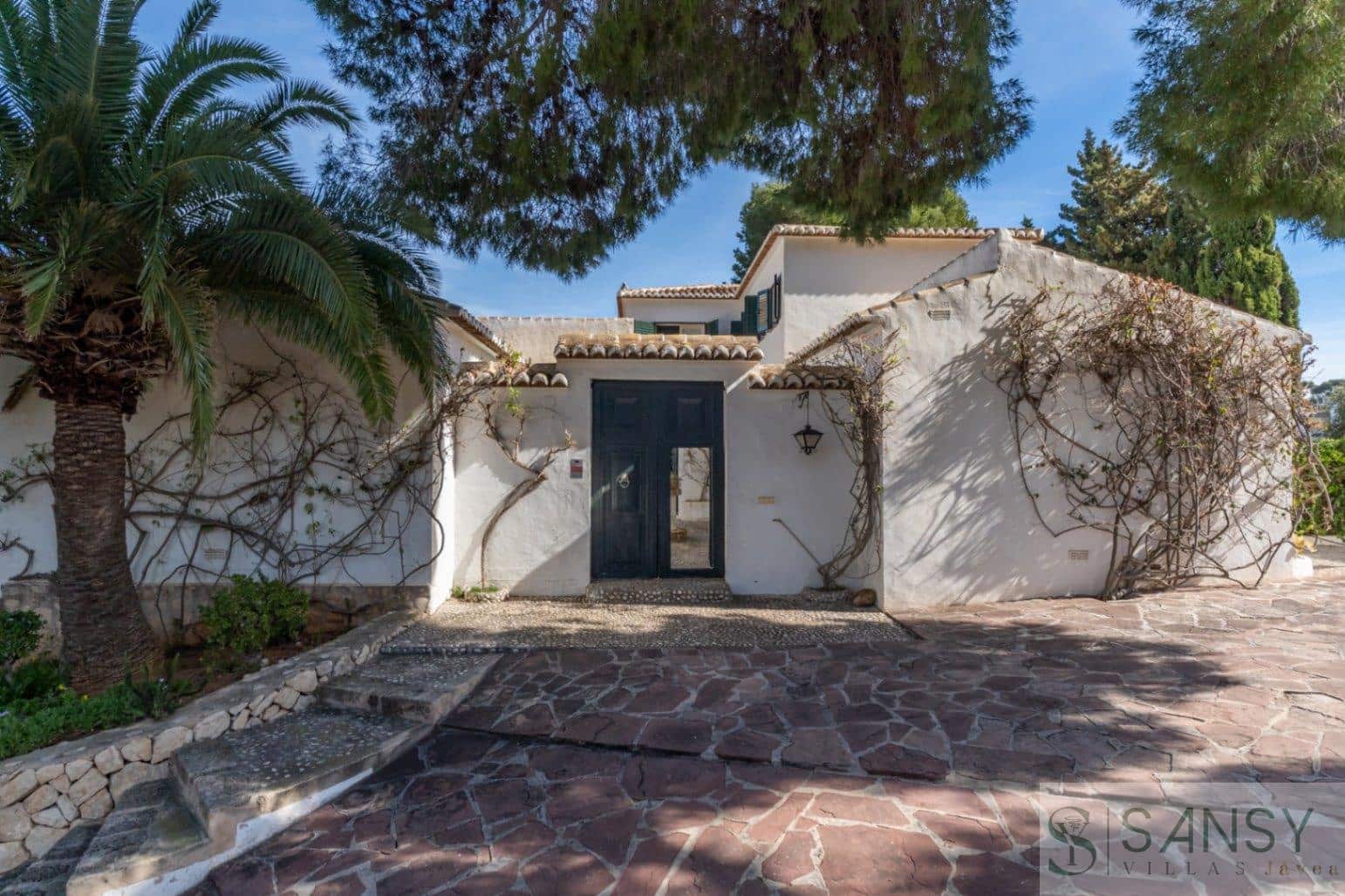 8 soveværelse Villa til salg i Javea / Xabia med swimmingpool - € 2.350.000 (Ref: 9796225)