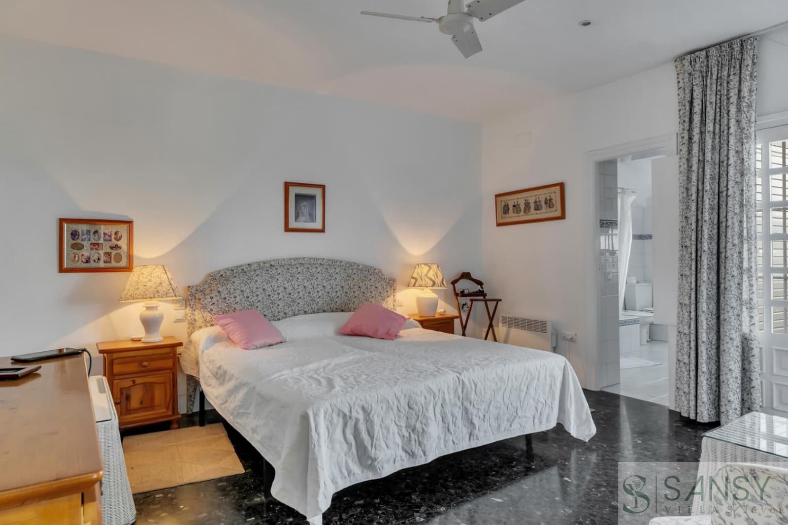 8 soveværelse Villa til salg i Javea / Xabia med swimmingpool - € 2.350.000 (Ref: 9796225)