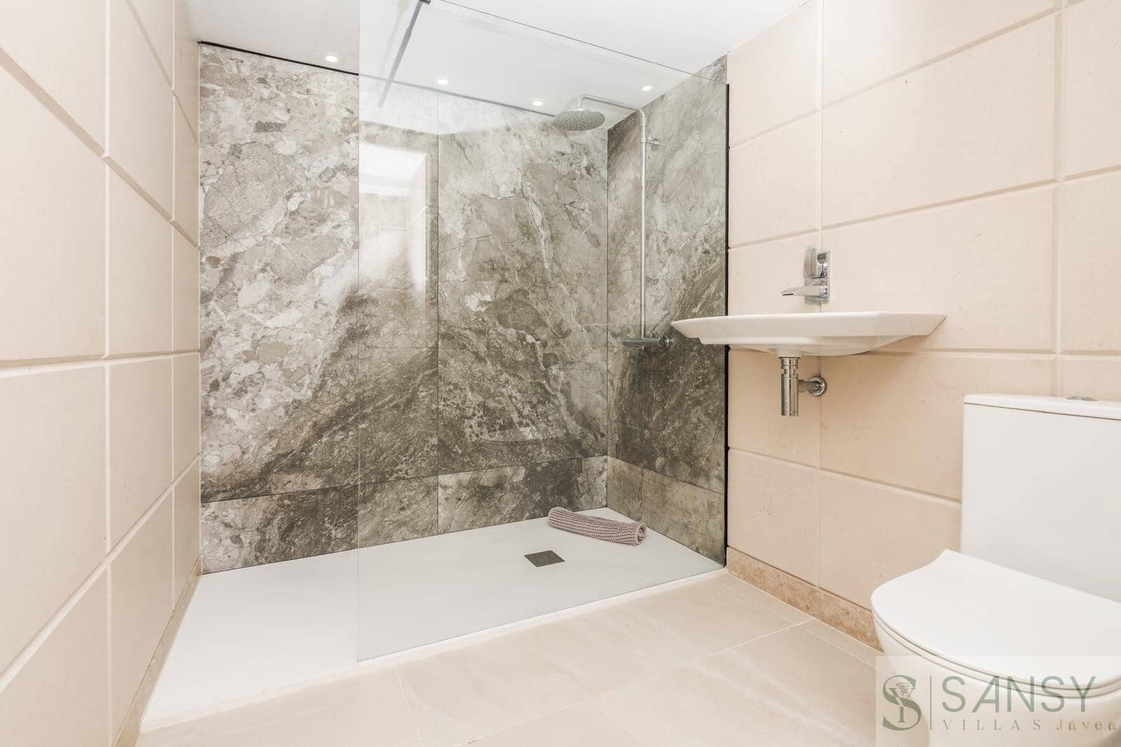 Chalet de 5 habitaciones en Javea / Xàbia en venta con piscina garaje - 1.395.000 € (Ref: 9796226)