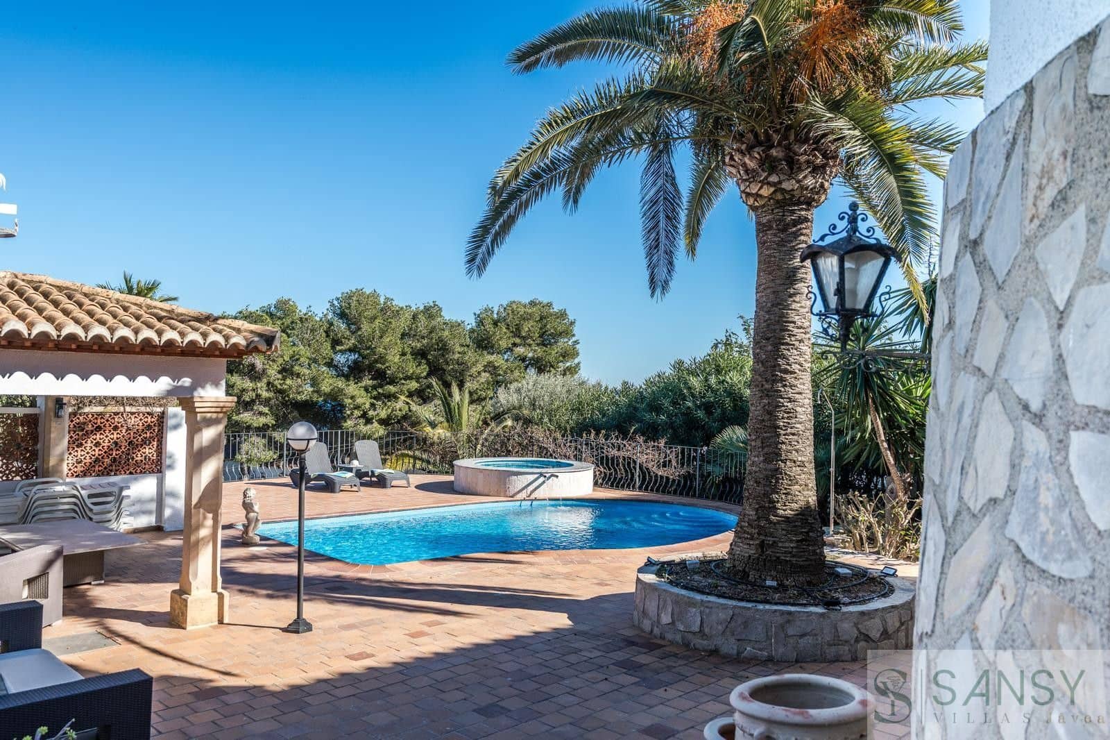 Chalet de 5 habitaciones en Javea / Xàbia en venta con piscina garaje - 1.395.000 € (Ref: 9796226)