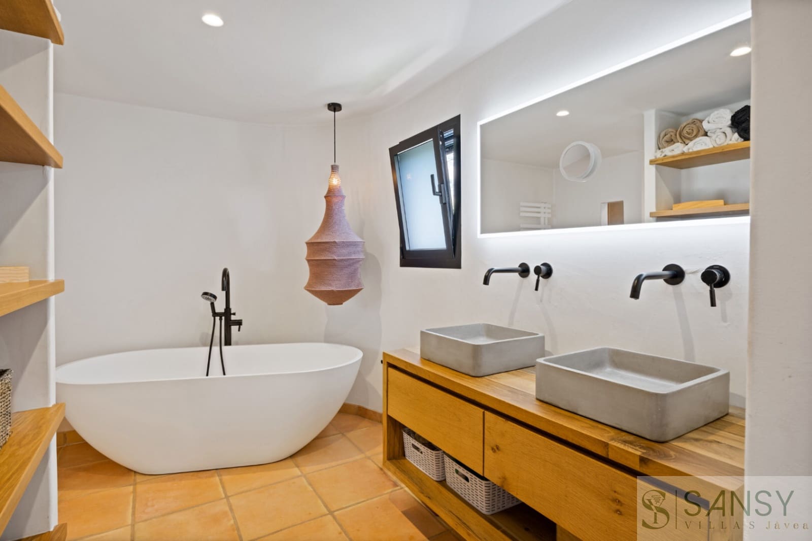 5 soveværelse Villa til salg i Javea / Xabia med swimmingpool - € 2.190.000 (Ref: 9796228)