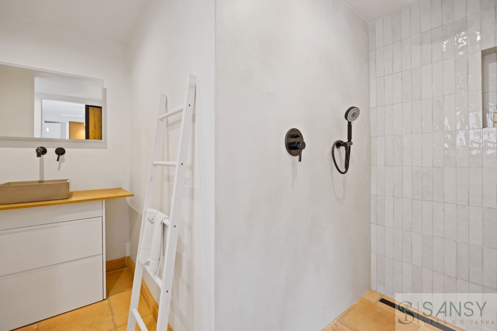 5 soveværelse Villa til salg i Javea / Xabia med swimmingpool - € 2.190.000 (Ref: 9796228)