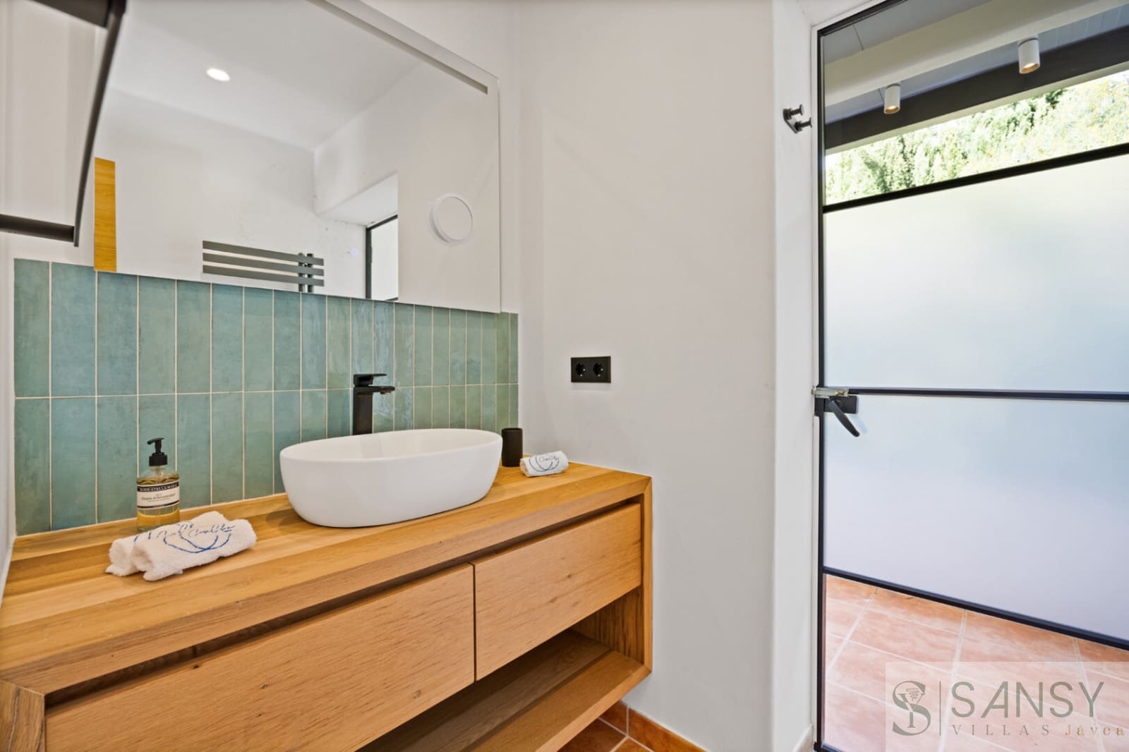 5 soveværelse Villa til salg i Javea / Xabia med swimmingpool - € 2.190.000 (Ref: 9796228)