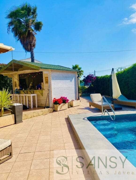 3 Zimmer Villa zu verkaufen in Calpe / Calp mit Pool Garage - 560.000 € (Ref: 9796230)