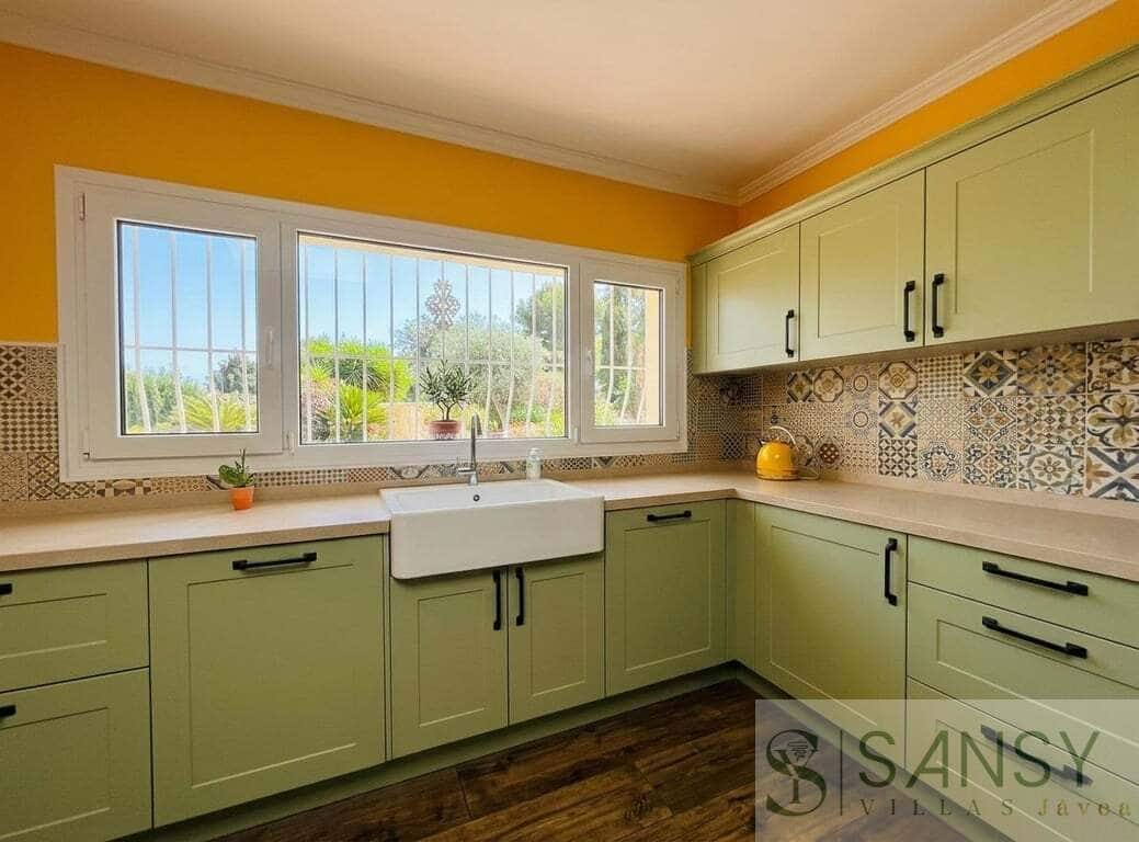 3 Zimmer Villa zu verkaufen in Calpe / Calp mit Pool Garage - 560.000 € (Ref: 9796230)