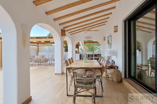 4 chambre Villa/Maison à vendre à Partida Tosal - Zona del Castellans, Javea / Xàbia avec piscine garage - 1 150 000 € (Ref: 9796233)