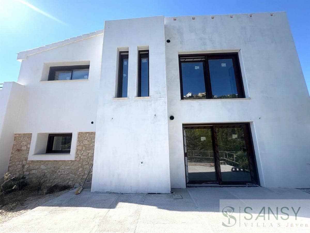 5 sovrum Villa till salu i Moraira med pool - 940 000 € (Ref: 9796238)