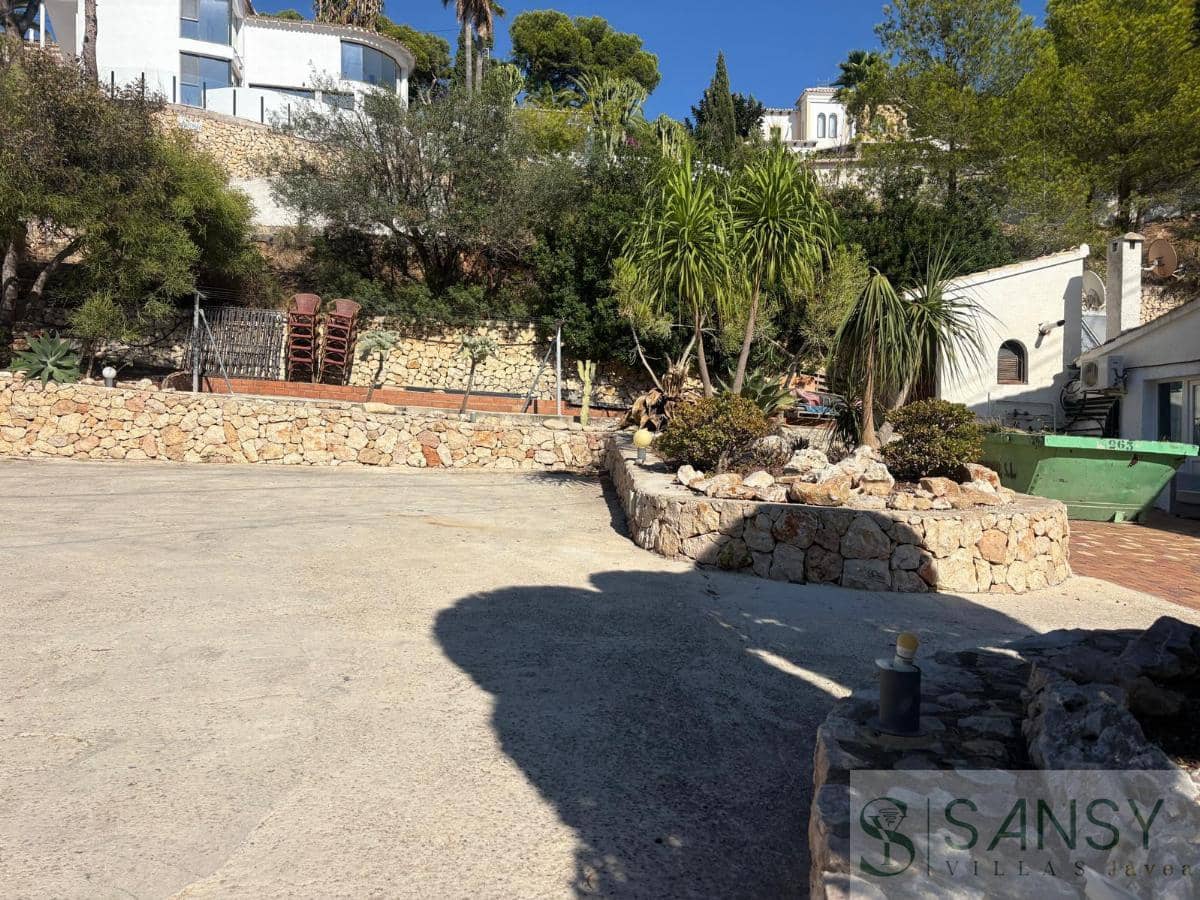 5 sovrum Villa till salu i Moraira med pool - 940 000 € (Ref: 9796238)