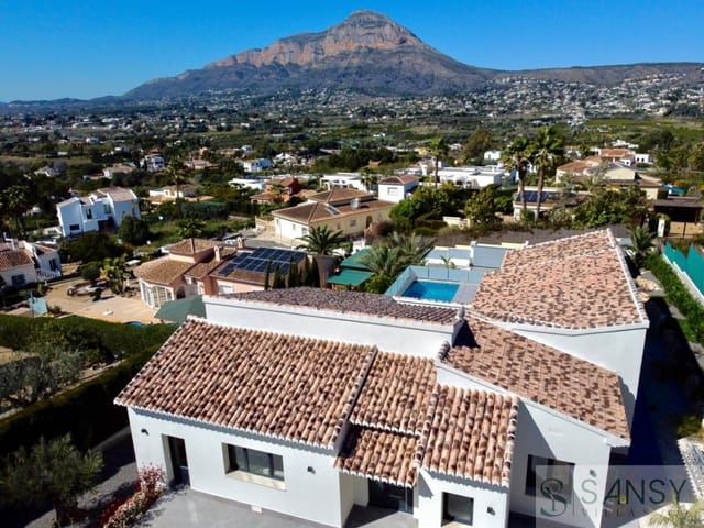 3 sovrum Villa till salu i Centro ciudad, Javea / Xàbia med pool - 1 190 000 € (Ref: 9796245)