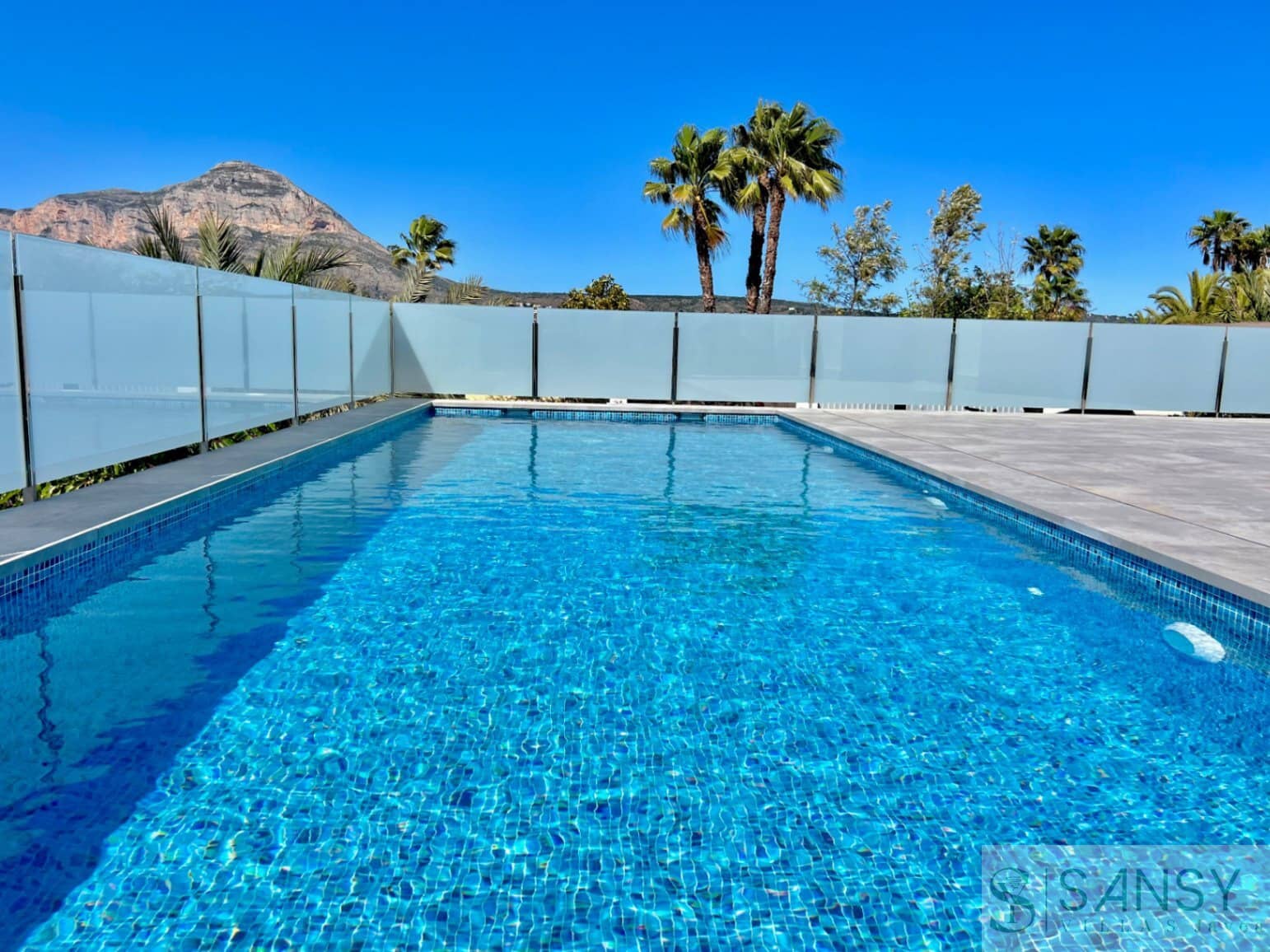 3 sovrum Villa till salu i Javea / Xabia med pool - 1 190 000 € (Ref: 9796245)