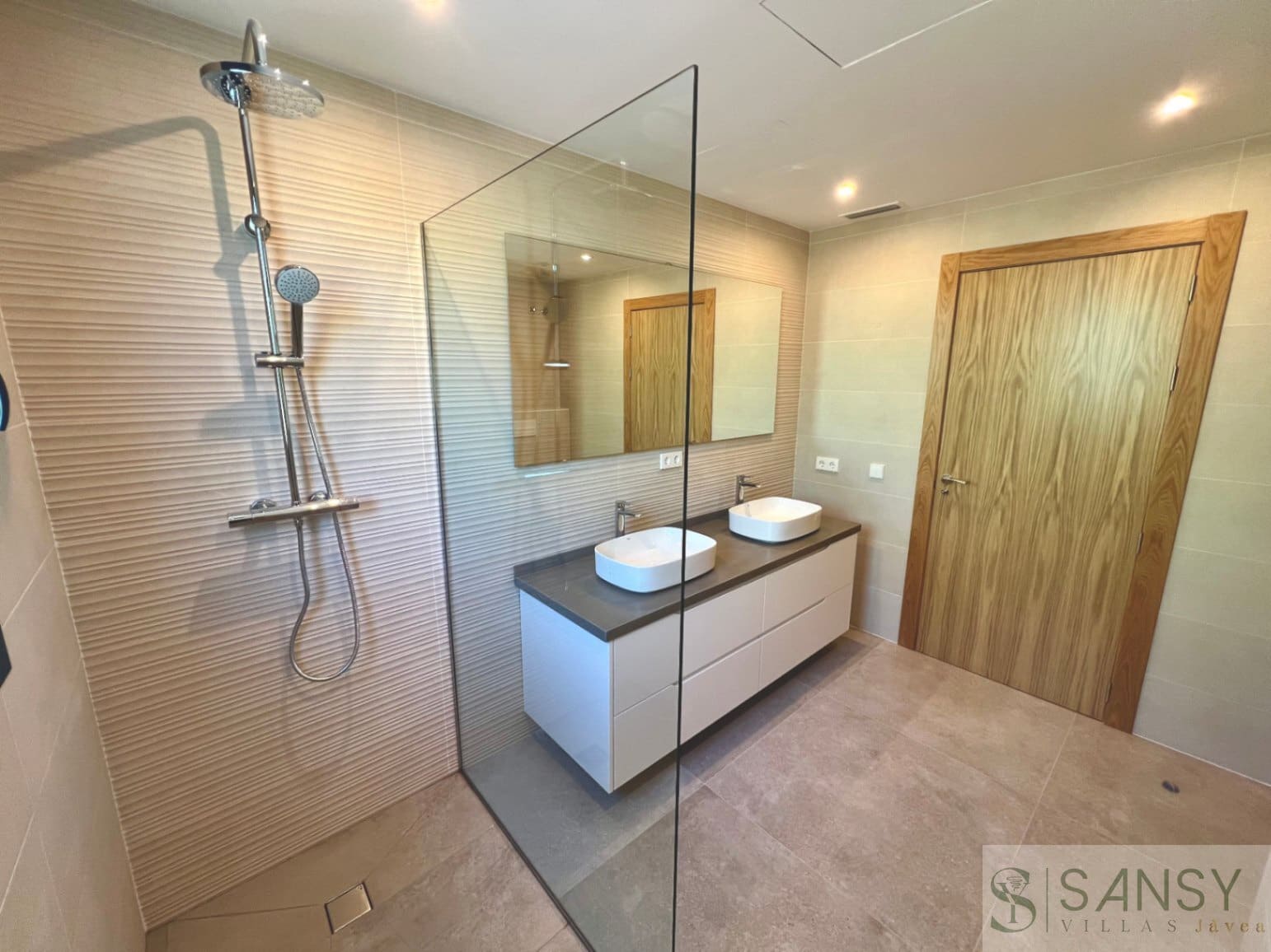 3 sovrum Villa till salu i Javea / Xabia med pool - 1 190 000 € (Ref: 9796245)