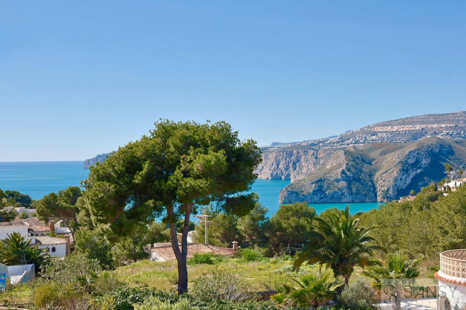 2 soveværelse Villa til salg i Javea / Xabia med swimmingpool - € 995.000 (Ref: 9796249)