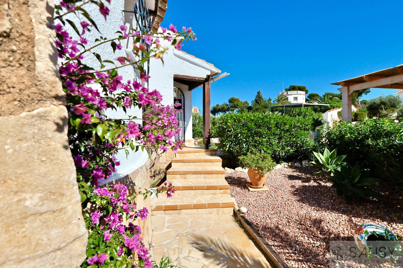 2 soveværelse Villa til salg i Javea / Xabia med swimmingpool - € 995.000 (Ref: 9796249)