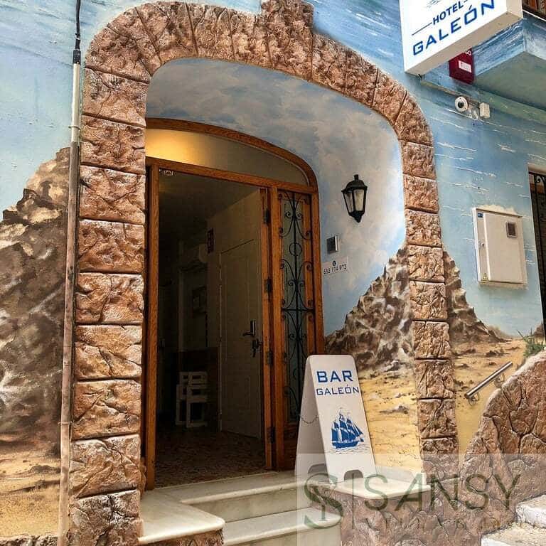 8 sovrum Kommersiell till salu i Calpe / Calp - 995 000 € (Ref: 9796250)