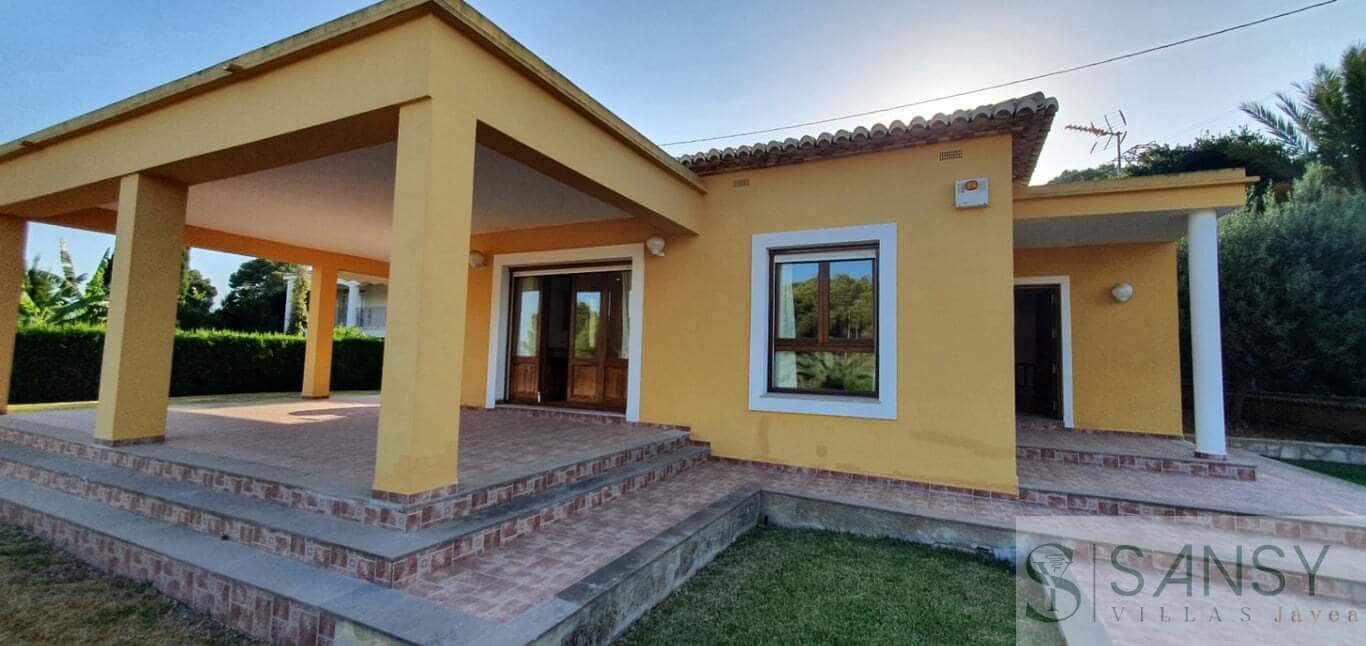 4 chambre Villa/Maison à vendre à Oliva avec piscine - 620 000 € (Ref: 9796260)