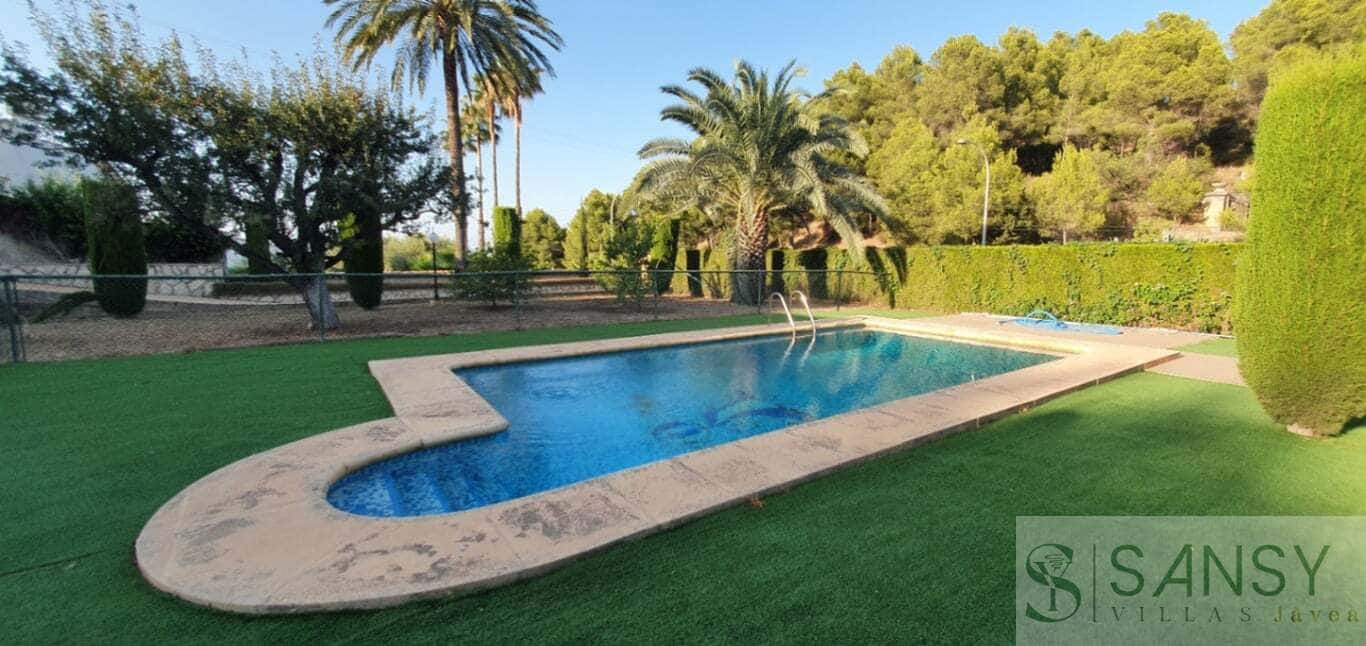 4 chambre Villa/Maison à vendre à Oliva avec piscine - 620 000 € (Ref: 9796260)