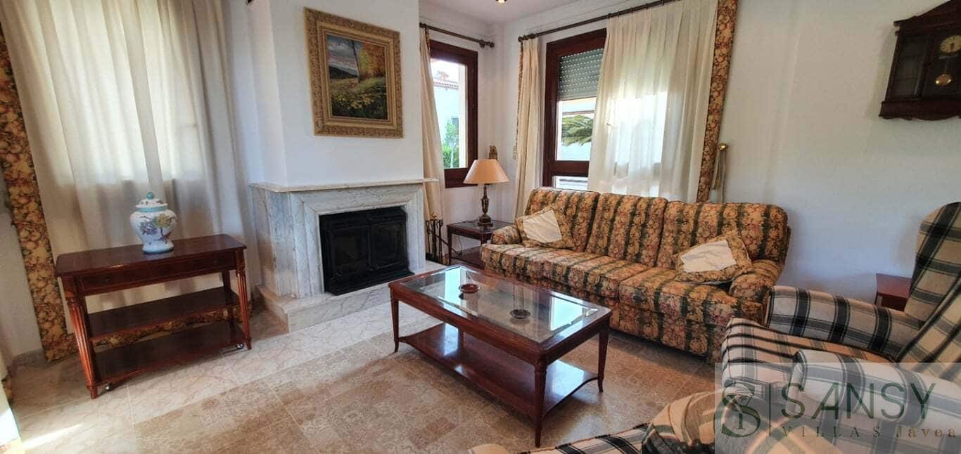 4 chambre Villa/Maison à vendre à Oliva avec piscine - 620 000 € (Ref: 9796260)