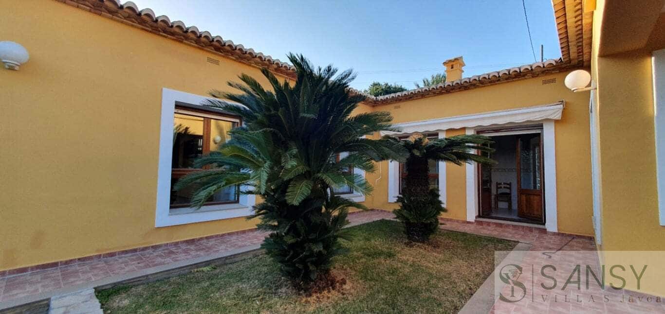 4 chambre Villa/Maison à vendre à Oliva avec piscine - 620 000 € (Ref: 9796260)