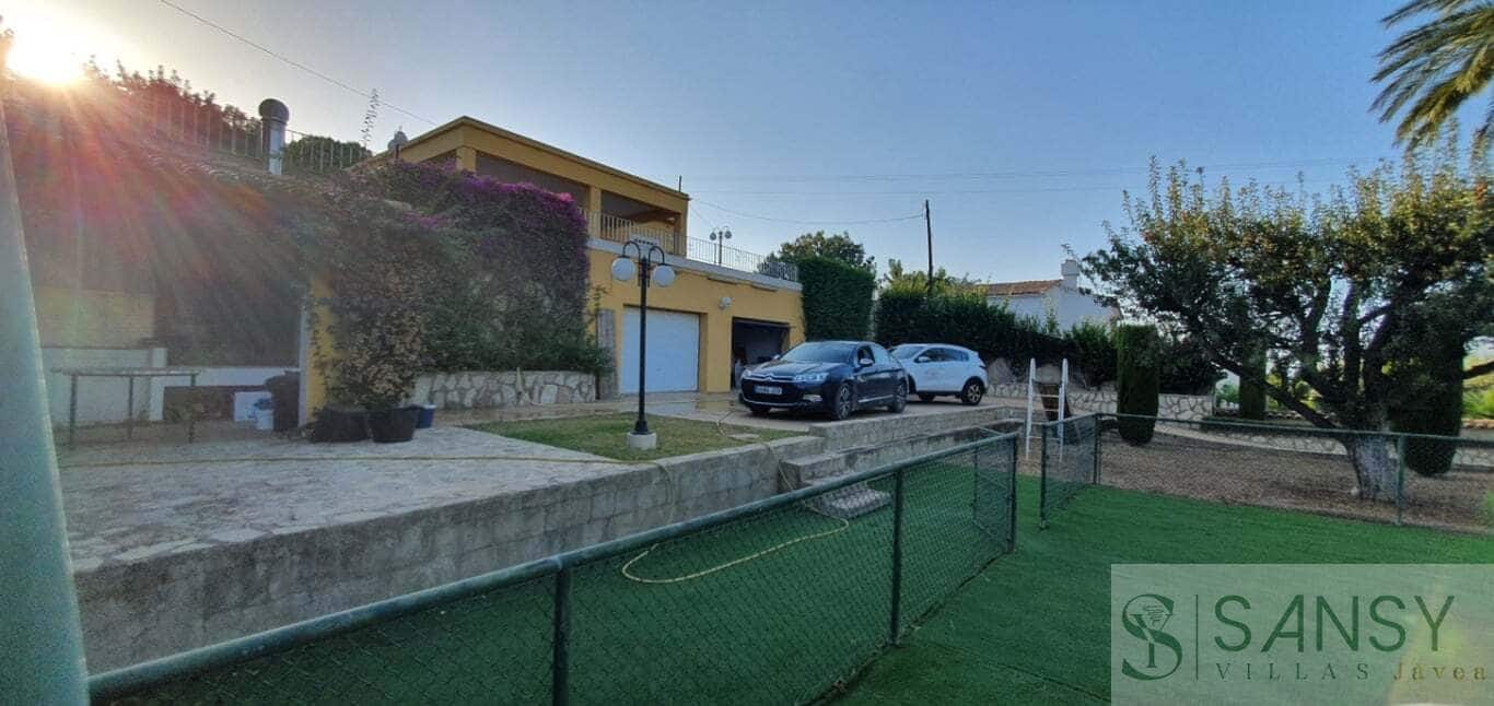 4 chambre Villa/Maison à vendre à Oliva avec piscine - 620 000 € (Ref: 9796260)