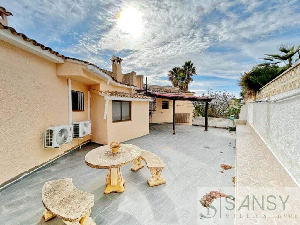 3 slaapkamer Villa te koop in Teulada-Moraira met zwembad garage - € 795.000 (Ref: 9796261)