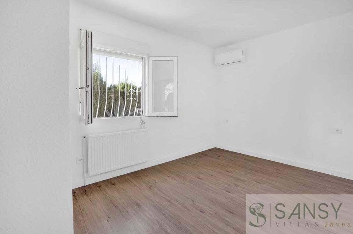 2 sypialnia Willa na sprzedaż w Calpe / Calp z basenem - 475 000 € (Ref: 9796262)