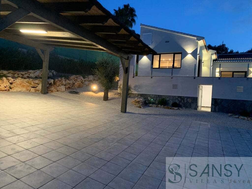 3 chambre Villa/Maison à vendre à Javea / Xabia avec piscine - 1 190 000 € (Ref: 9796264)