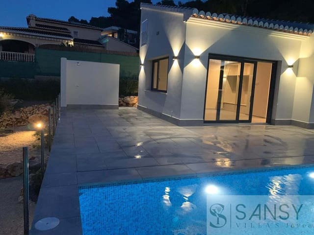 3 chambre Villa/Maison à vendre à Centro ciudad, Javea / Xàbia avec piscine - 1 190 000 € (Ref: 9796264)