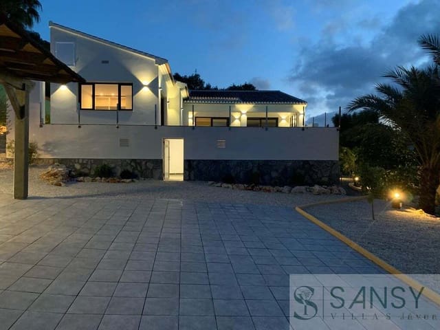 3 chambre Villa/Maison à vendre à Centro ciudad, Javea / Xàbia avec piscine - 1 190 000 € (Ref: 9796264)