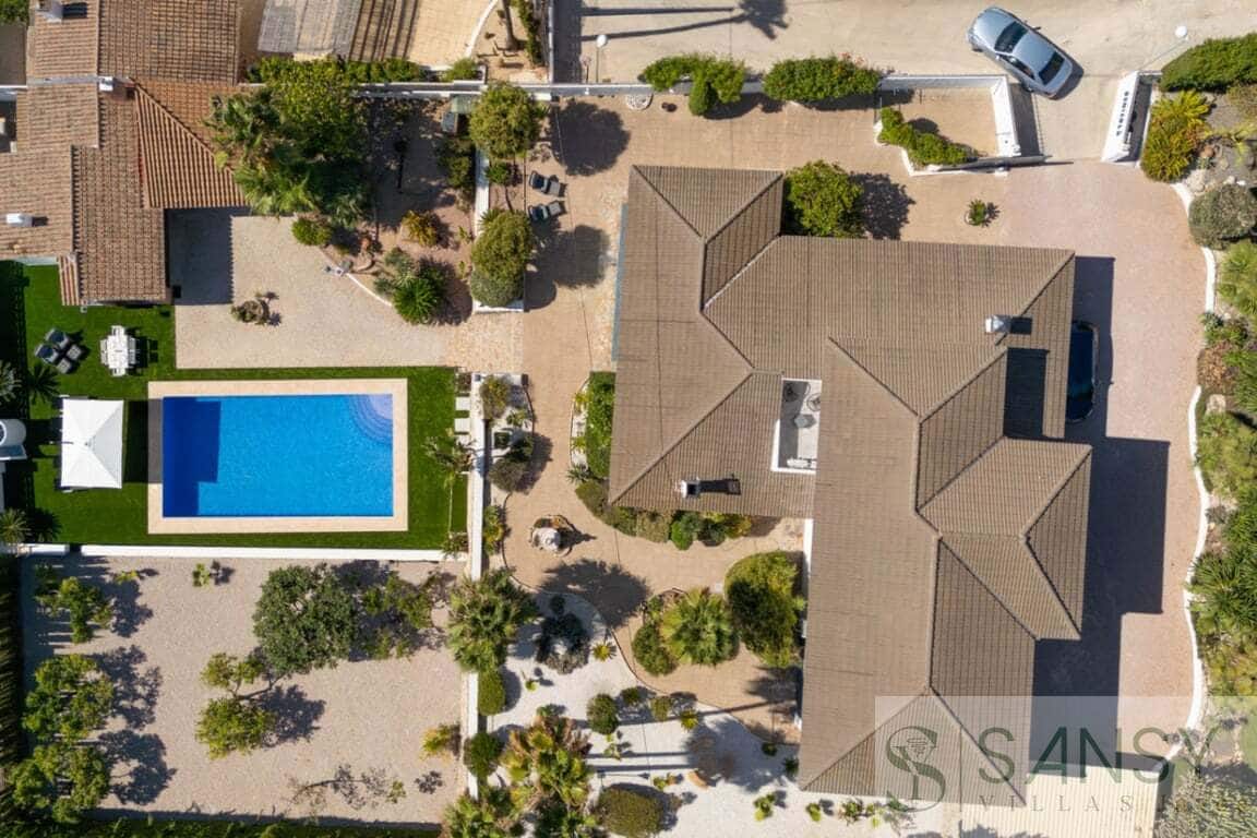 6 Zimmer Villa zu verkaufen in Calpe / Calp mit Pool - 1.650.000 € (Ref: 9796268)