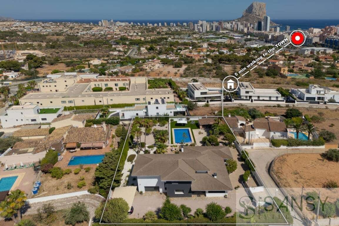 6 Zimmer Villa zu verkaufen in Calpe / Calp mit Pool - 1.650.000 € (Ref: 9796268)