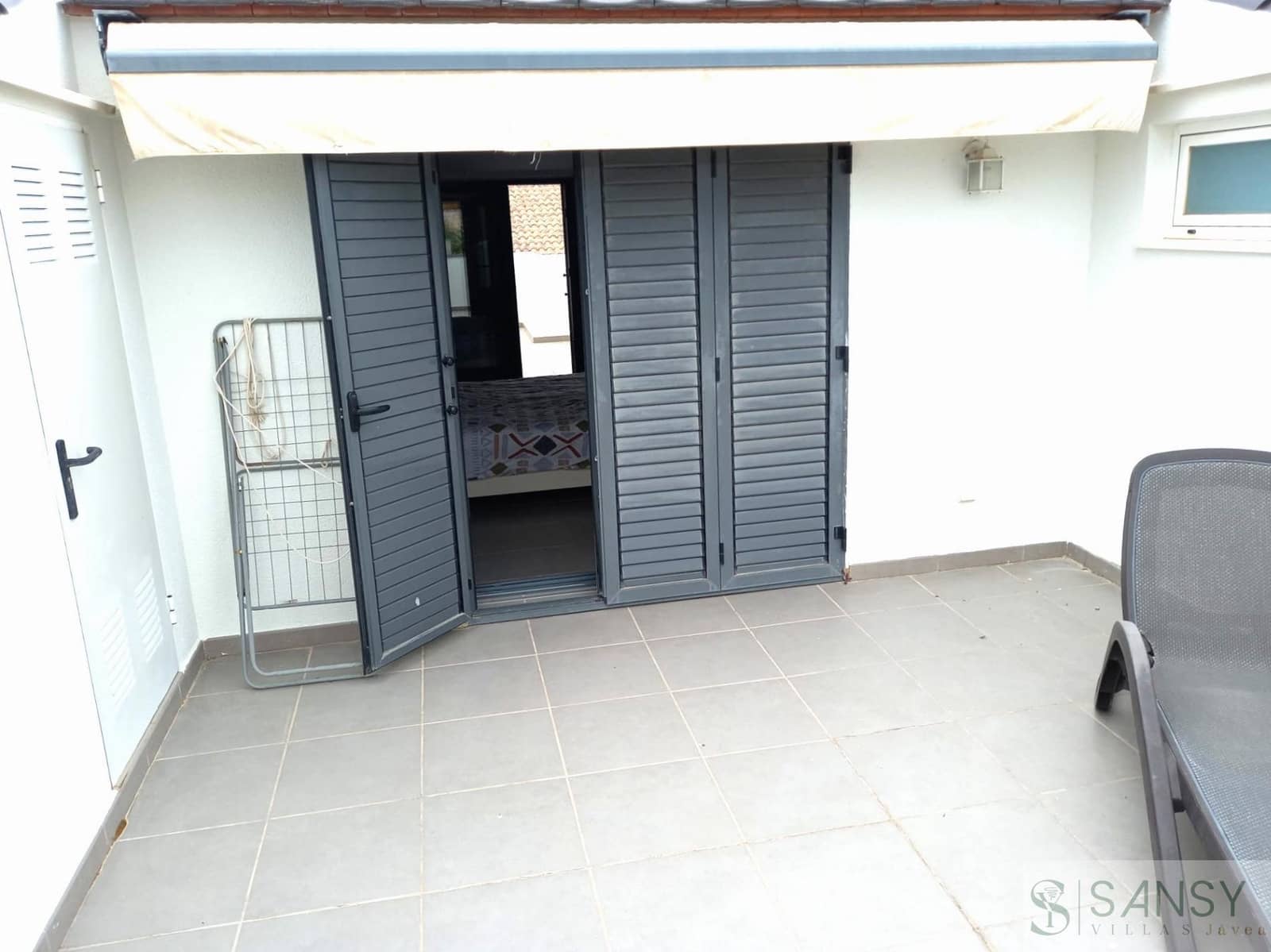 3 sypialnia Apartament do wynajęcia w Javea / Xabia z basenem garażem - 1 800 € (Ref: 9810926)