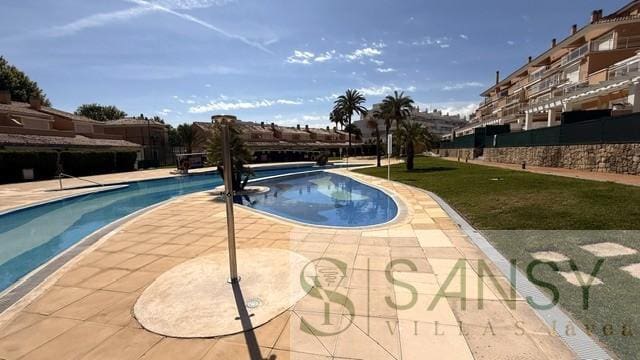 3 bedroom Terraced Villa for rent in Javea / Xabia with pool garage - € 1,850 (Ref: 9814101)