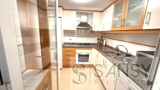 3 makuuhuone Huoneisto vuokrattavana paikassa Javea / Xabia mukana uima-altaan 
autotalli - 2 100 € (Ref: 9816766)
