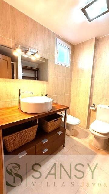 3 makuuhuone Huoneisto vuokrattavana paikassa Javea / Xabia mukana uima-altaan 
autotalli - 2 100 € (Ref: 9816766)