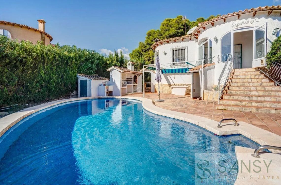2 soveværelse Villa til salg i Calpe / Calp med swimmingpool - € 475.000 (Ref: 9820552)