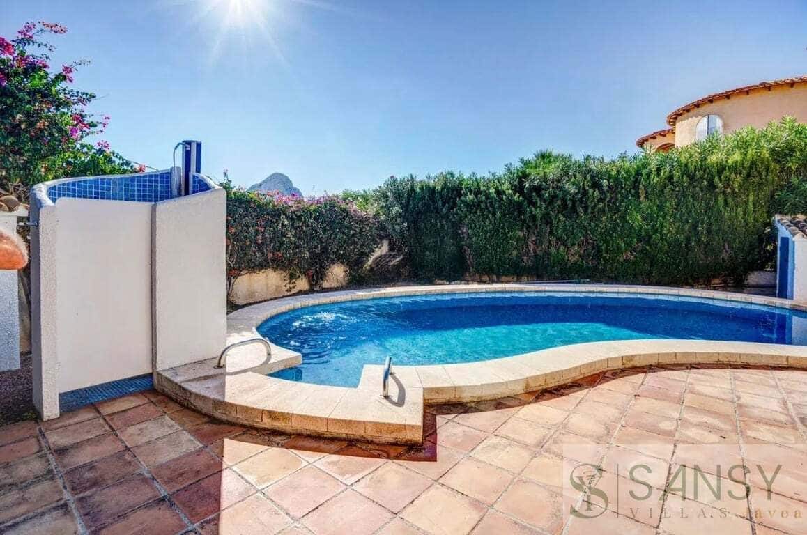 2 soveværelse Villa til salg i Calpe / Calp med swimmingpool - € 475.000 (Ref: 9820552)