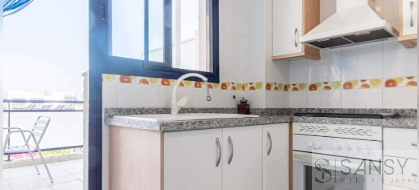 3 soveværelse Semi-Rækkehus til salg i Denia med swimmingpool - € 485.000 (Ref: 9820558)