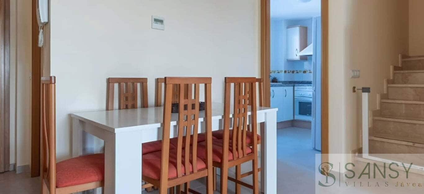 3 soveværelse Semi-Rækkehus til salg i Denia med swimmingpool - € 485.000 (Ref: 9820558)