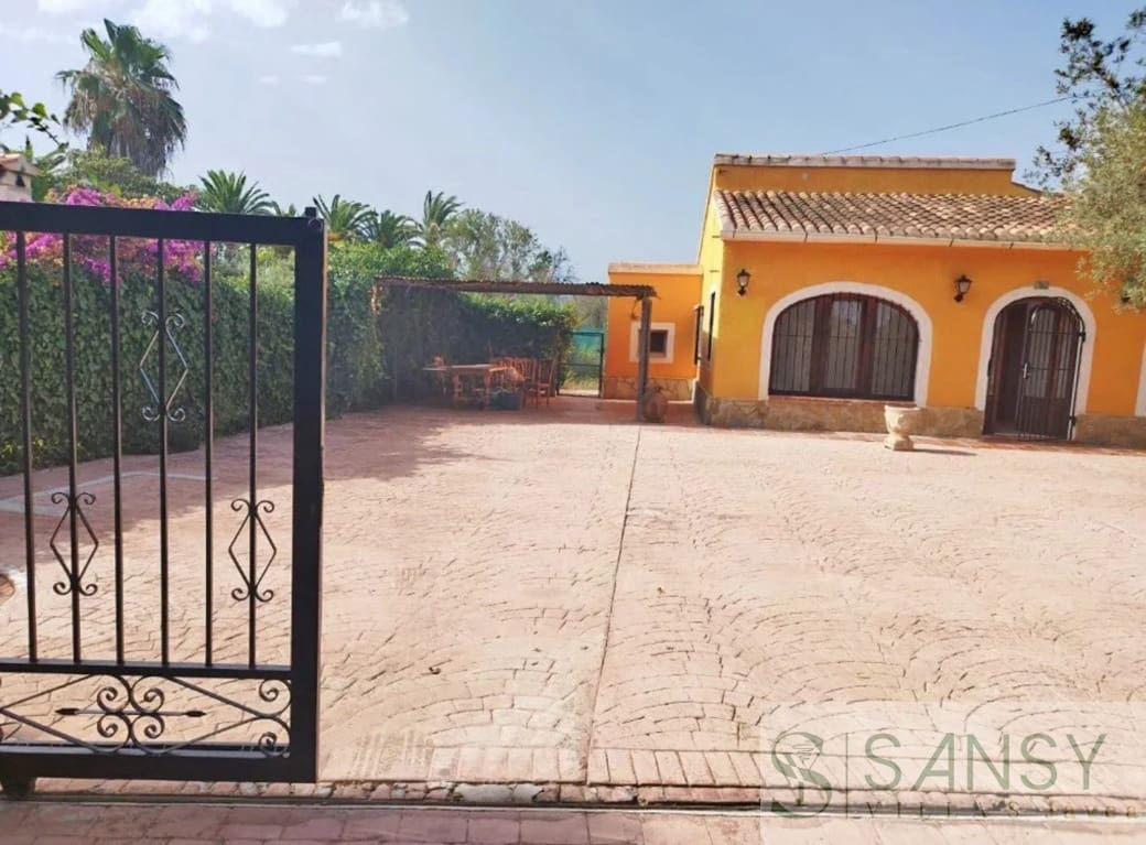 4 Zimmer Finca/Landgut zu verkaufen in Javea / Xabia mit Pool - 519.000 € (Ref: 9820561)
