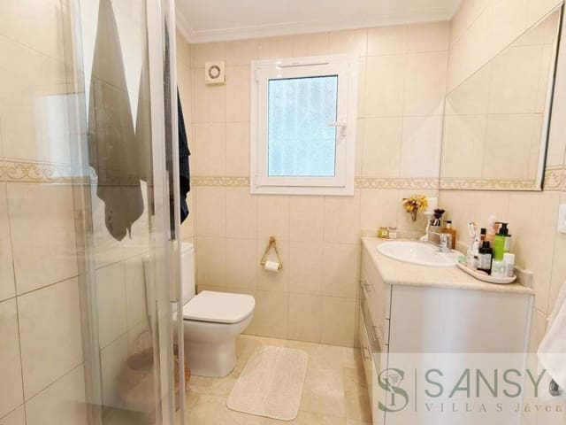 3 soverom Villa til salgs i El Portet - Pla de Mar, Teulada-Moraira med svømmebasseng garasje - € 399 000 (Ref: 9826112)