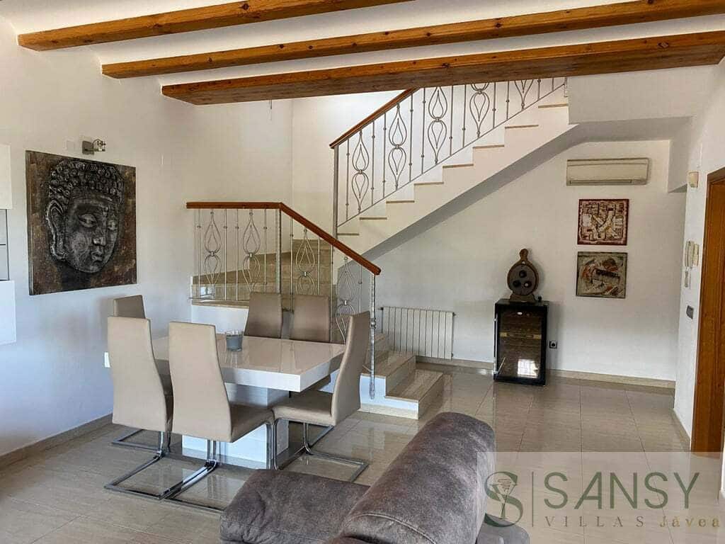 5 bedroom Villa for sale in Orba with pool garage - € 499,000 (Ref: 9826118)