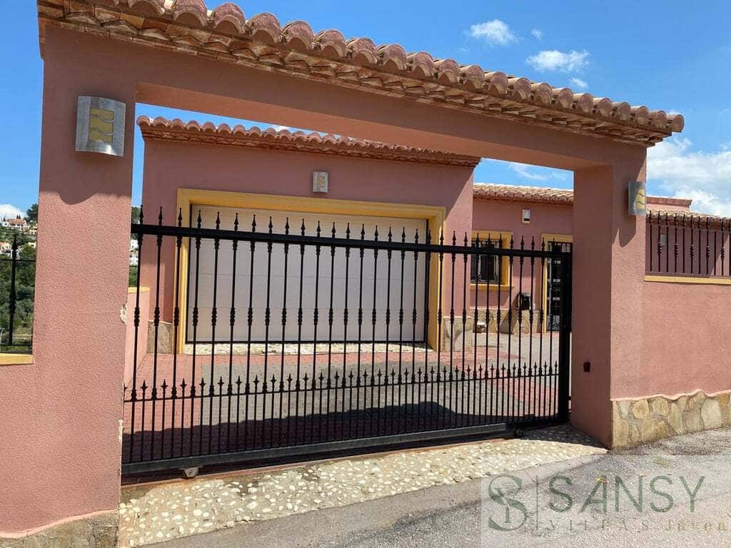 5 bedroom Villa for sale in Orba with pool garage - € 499,000 (Ref: 9826118)