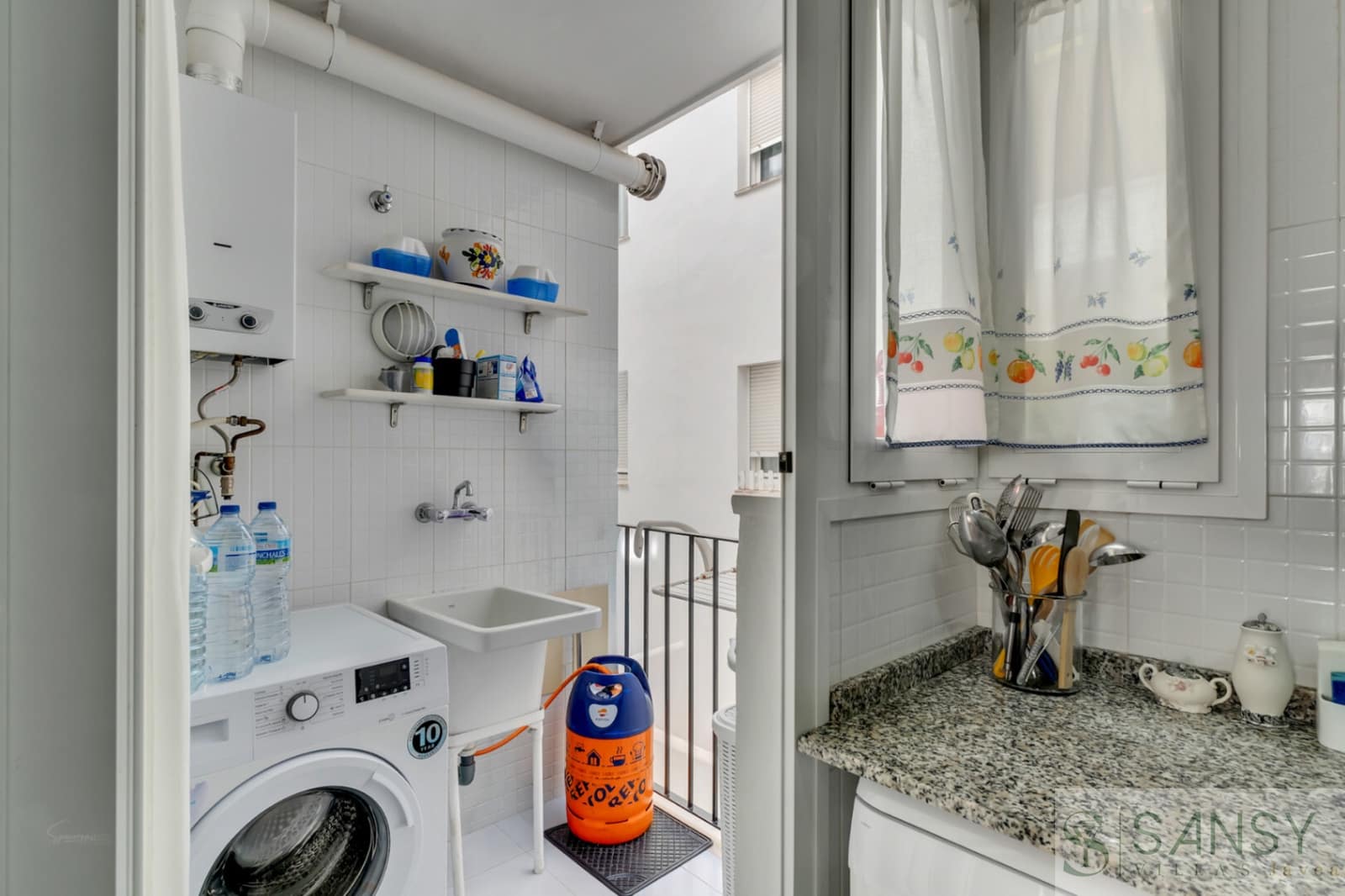 2 soverom Leilighet til salgs i Javea / Xabia med garasje - € 265 000 (Ref: 9838752)