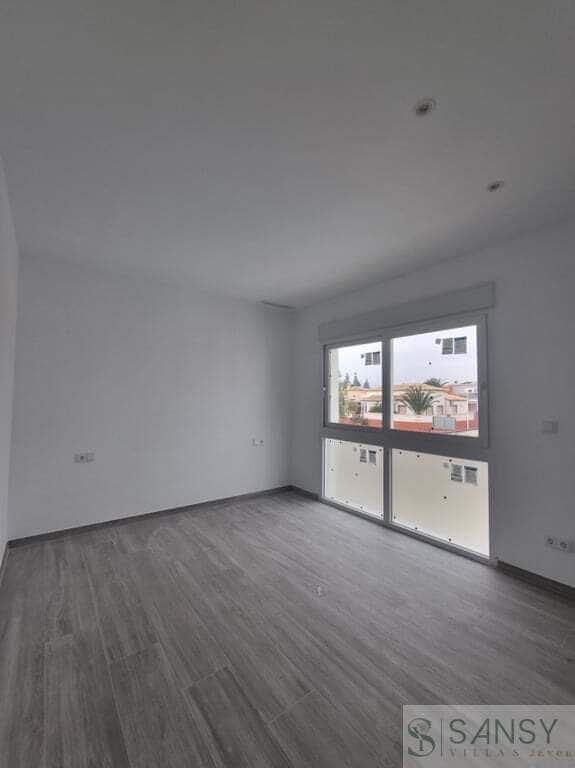 3 Zimmer Villa zu verkaufen in Els Poblets mit Pool Garage - 550.000 € (Ref: 9863851)