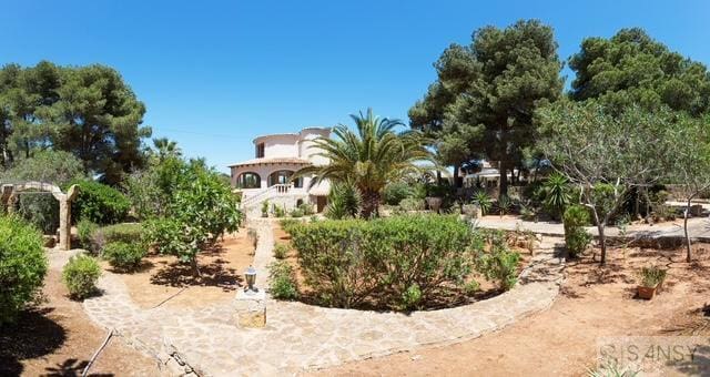 Chalet de 4 habitaciones en Javea / Xàbia en alquiler con piscina garaje - 3.000 € (Ref: 9885358)