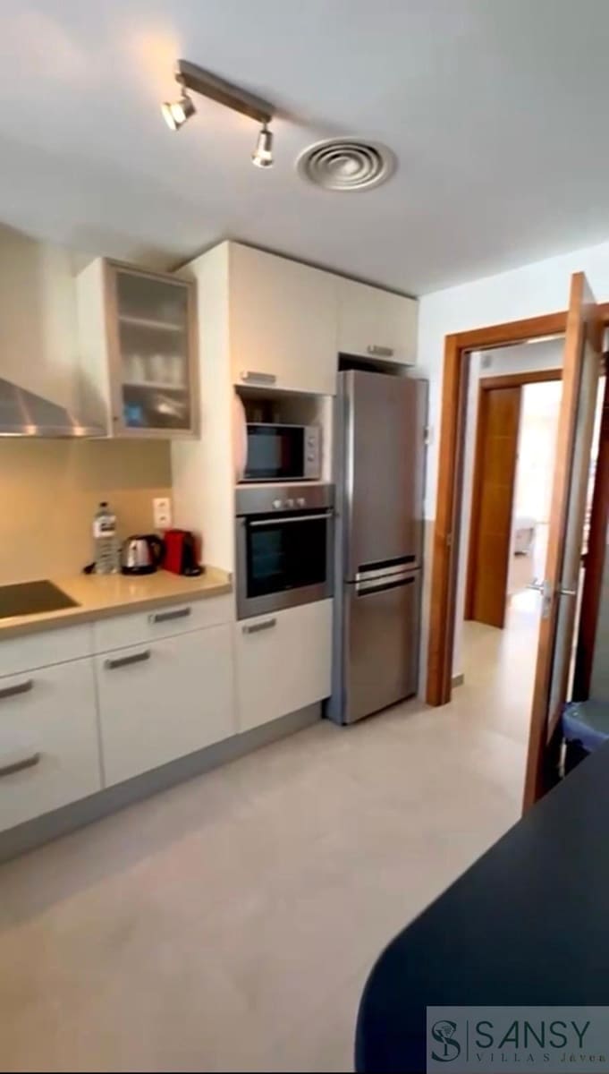 2 bedroom Apartment for rent in Arenal with pool garage - € 1,300 (Ref: 9891491)
