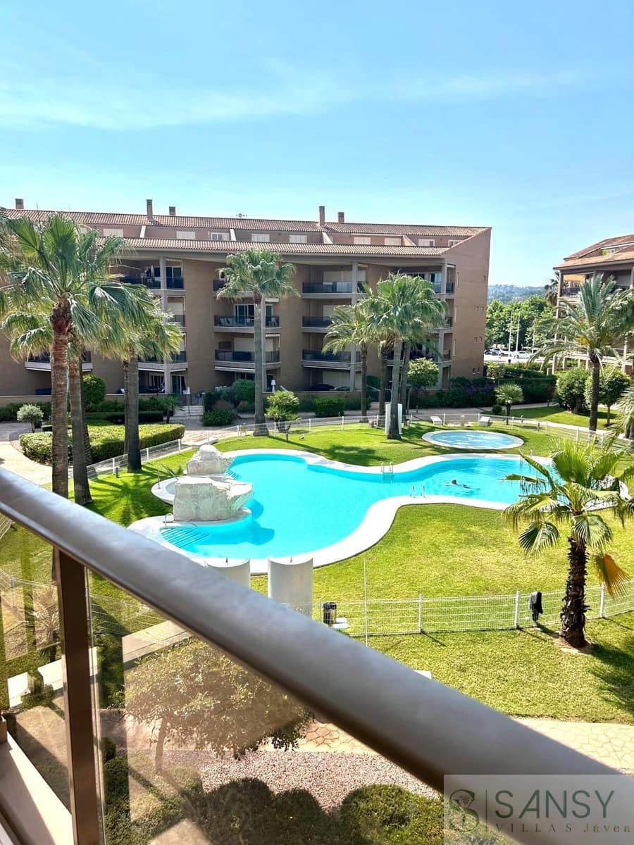 2 bedroom Apartment for rent in Arenal with pool garage - € 1,300 (Ref: 9891491)