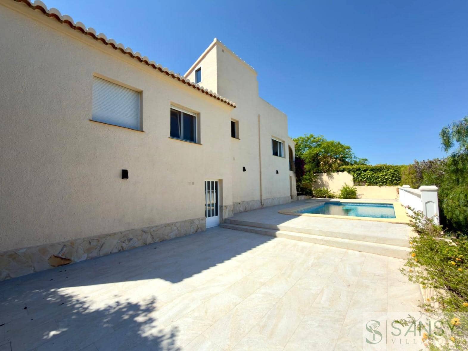 4 sovrum Villa till salu i Javea / Xabia med pool garage - 890 000 € (Ref: 9906687)