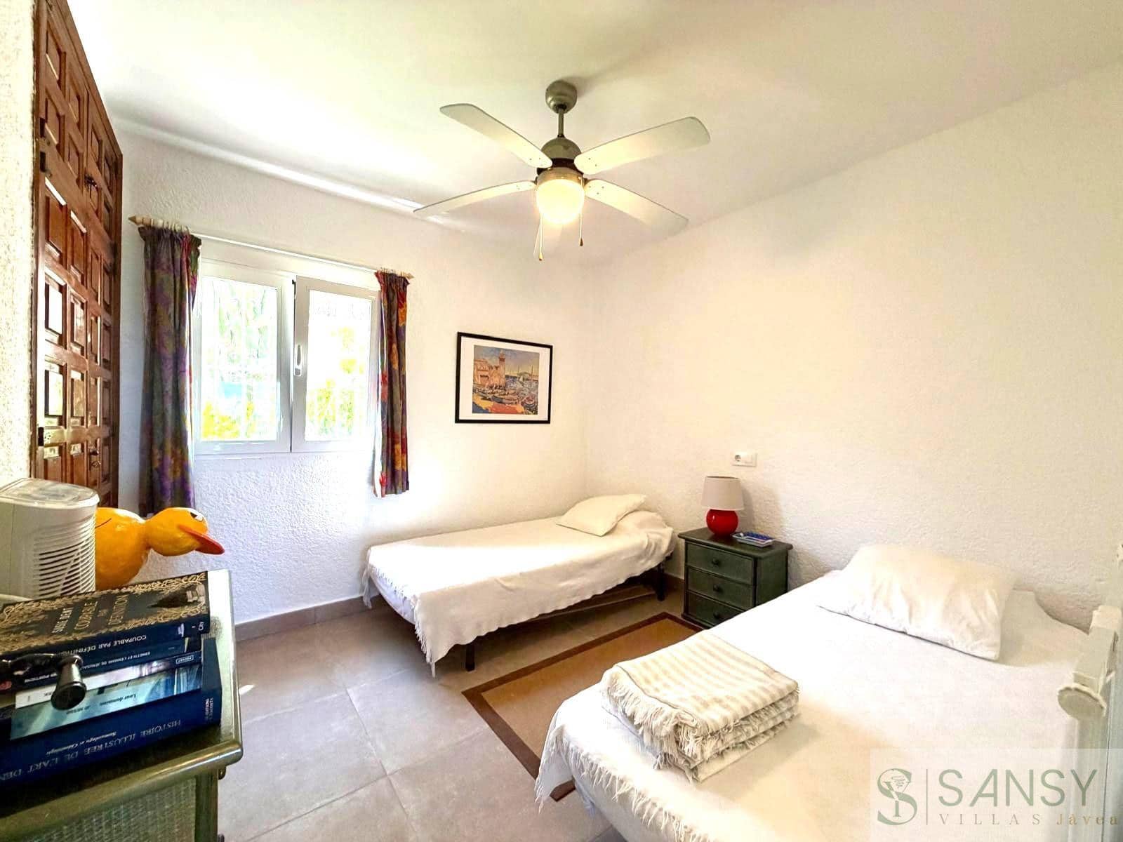 4 sovrum Villa till salu i Javea / Xabia med pool garage - 890 000 € (Ref: 9906687)